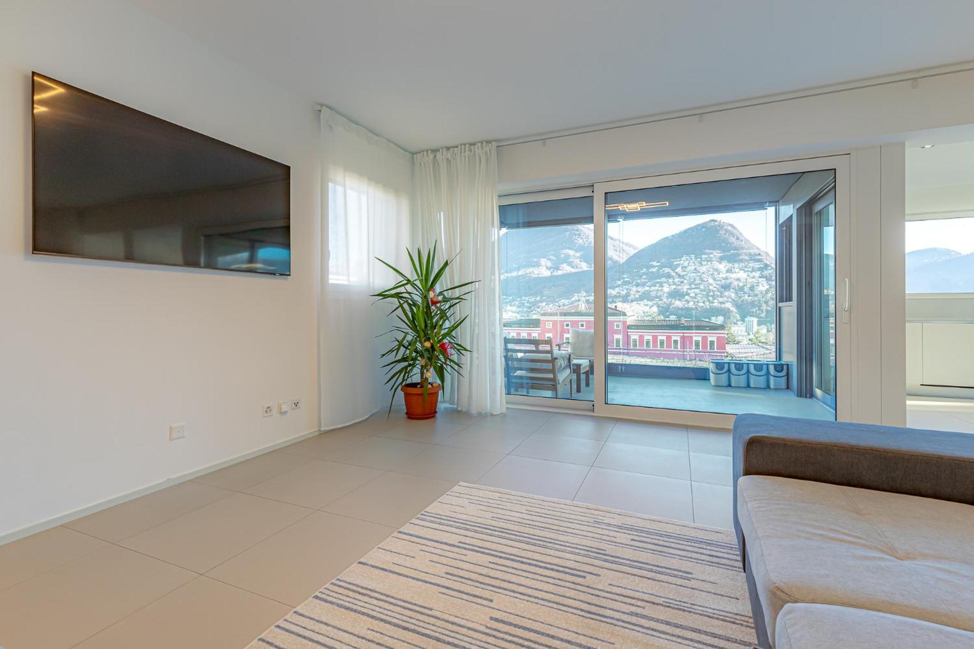 Imperial Of Lugano 3 With A Lake View Behind The Station And 10 Min From The Lake Of Lugano Eksteriør bilde