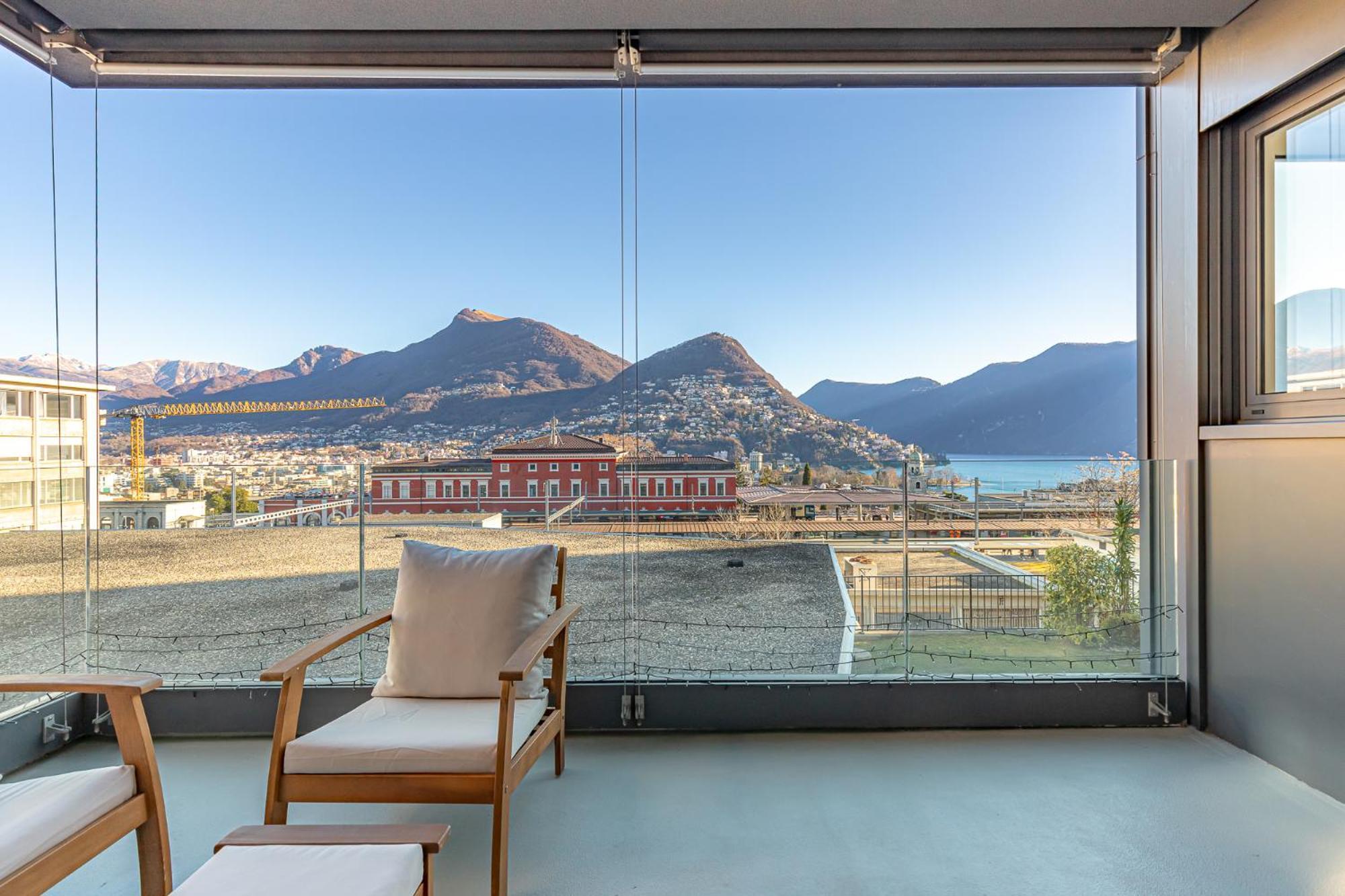 Imperial Of Lugano 3 With A Lake View Behind The Station And 10 Min From The Lake Of Lugano Eksteriør bilde