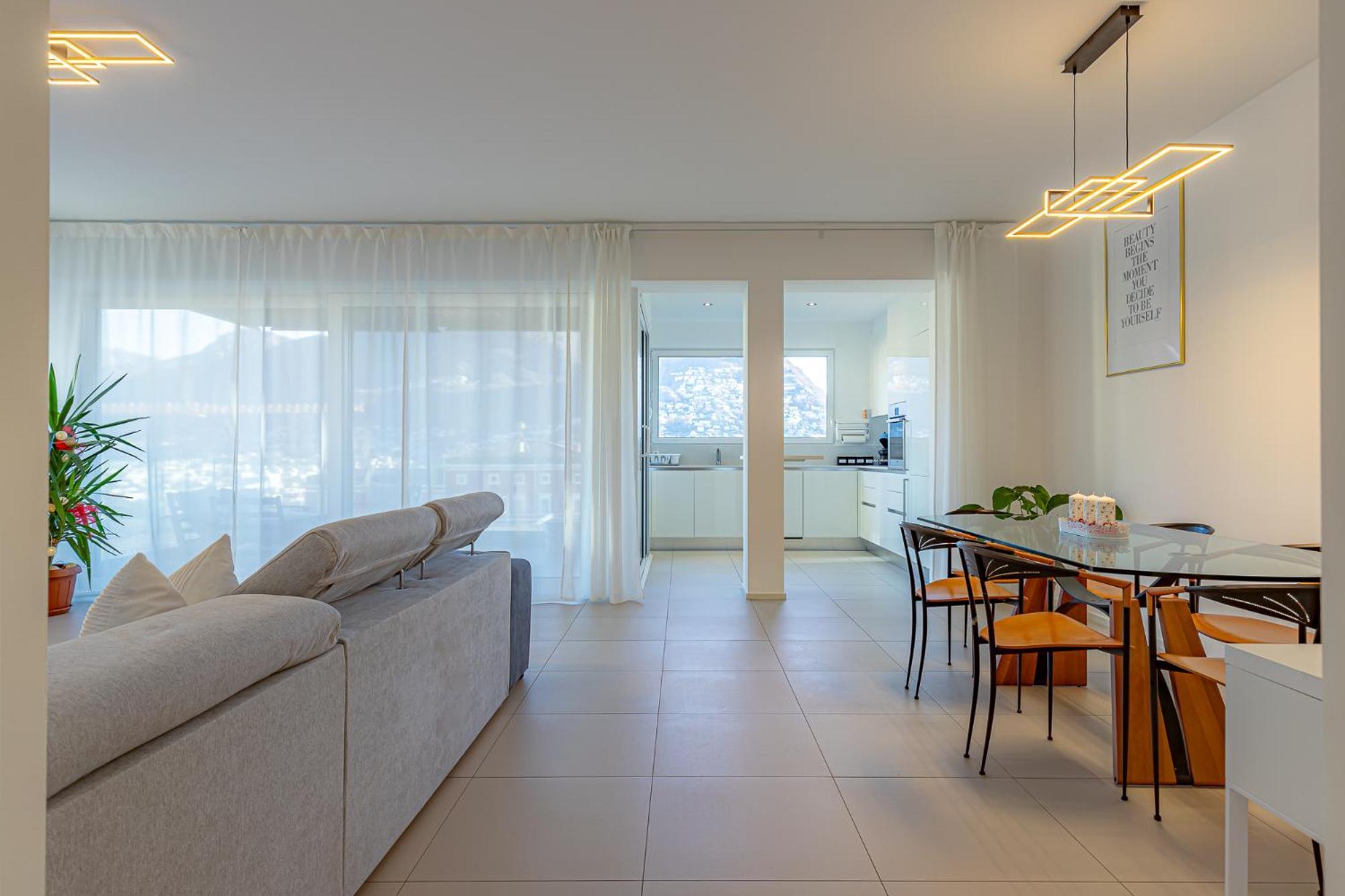 Imperial Of Lugano 3 With A Lake View Behind The Station And 10 Min From The Lake Of Lugano Eksteriør bilde