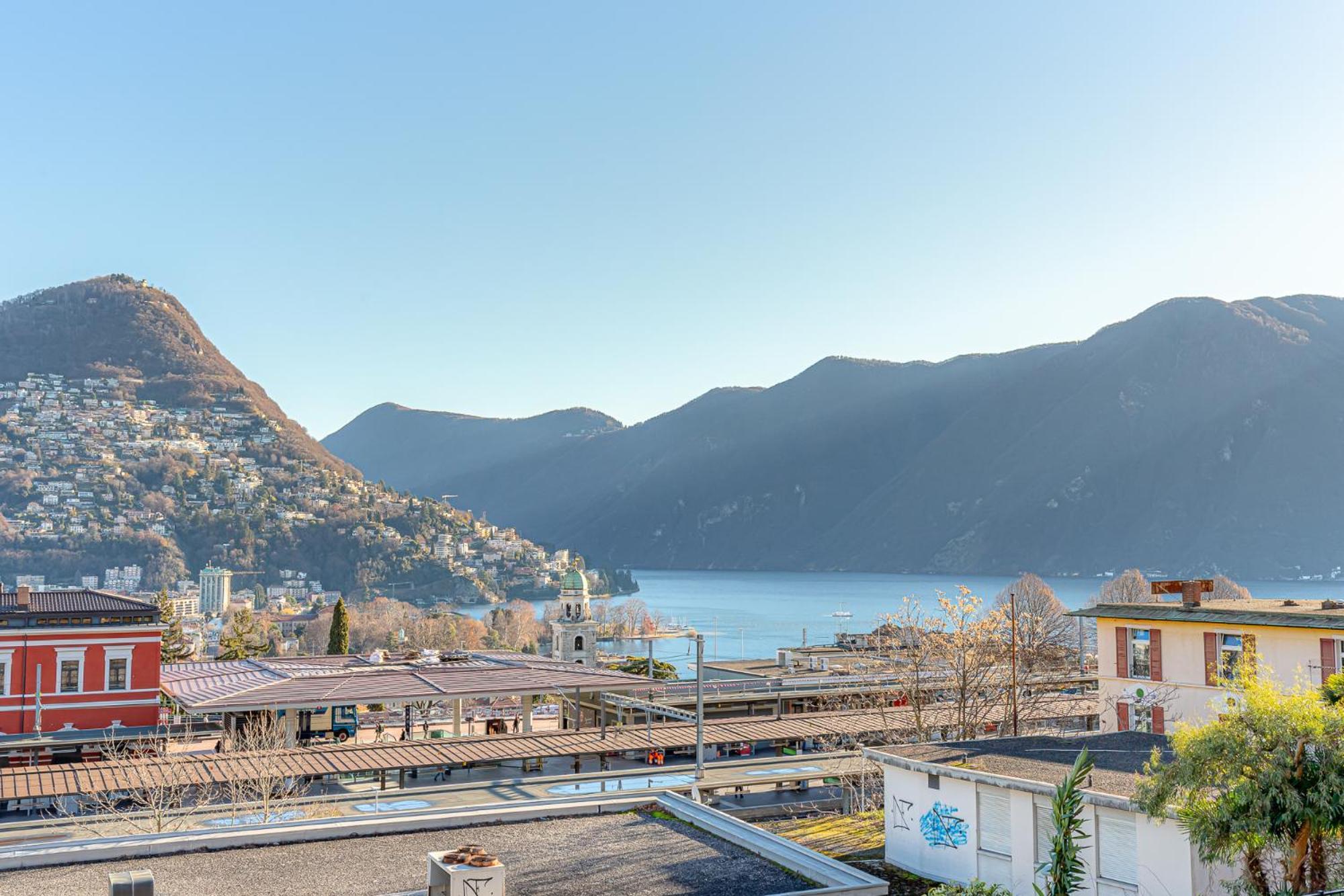 Imperial Of Lugano 3 With A Lake View Behind The Station And 10 Min From The Lake Of Lugano Eksteriør bilde